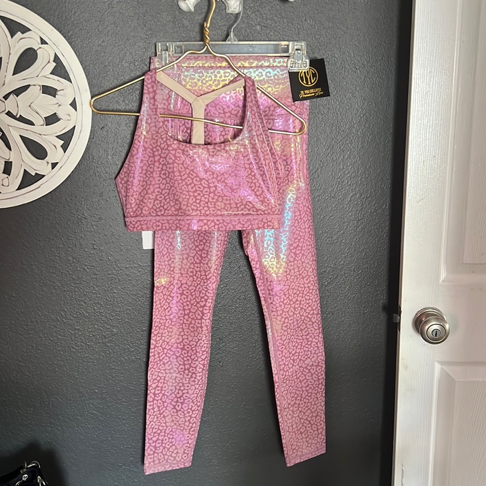 TYC sport bra leggings set PINK with rainbow irredentist Medium
